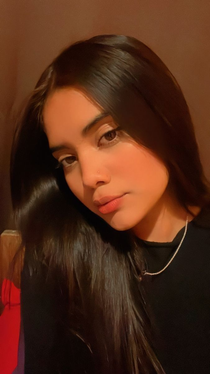 <em>Valentina</em>